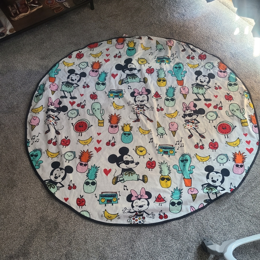 Disney Mickey and Minnie Round Beach towel